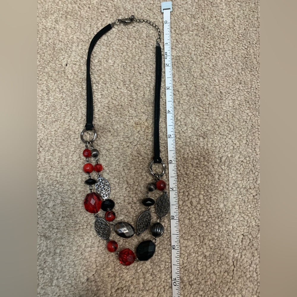 Elegant Red and Silver Jewelry Set - Picture 5 of 16